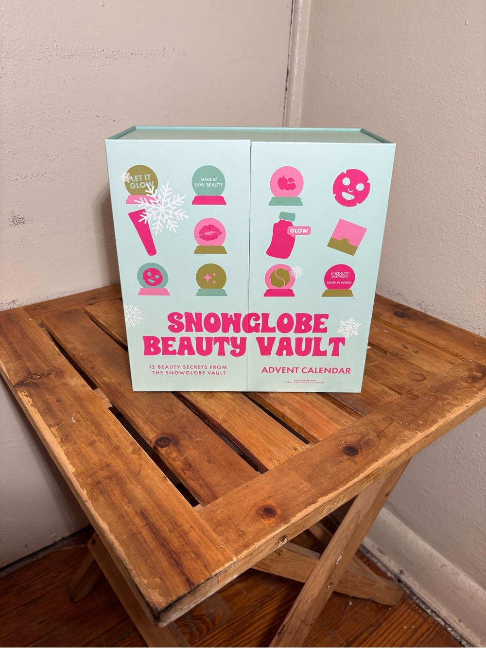 ESW Beauty Snowglobe Beauty Vault Face Mask Kit